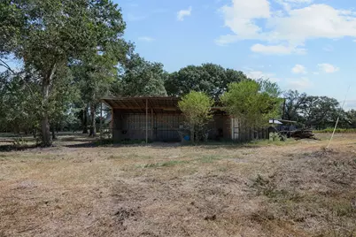 1107 County Road 151, Columbus, TX 78934 - Photo 7