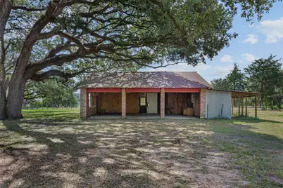 1107 County Road 151, Columbus, TX 78934 - Photo 3