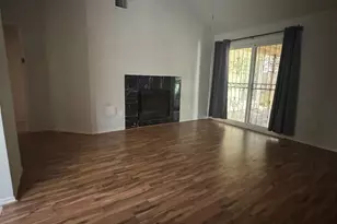 6918 Puerta Vista Ln, Houston, TX 77083 - Photo 15