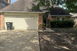 6918 Puerta Vista Ln, Houston, TX 77083 - Photo 1