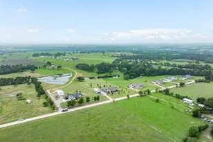 9075 Loop Rd, Bellville, TX 77418 - Photo 47