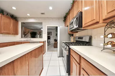 3035 Aspen Hollow Lane, Sugar Land, TX 77479 - Photo 13
