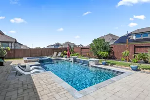 13018 Wintery Tide Dr, Texas City, TX 77568 - Photo 3