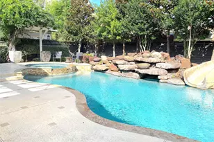 4642 Devon St, Houston, TX 77027 - Photo 39