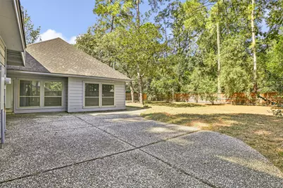 2903 Woods Estates Drive, Houston, TX 77339 - Photo 9