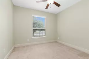 17203 Prairie Falcon Ln, Conroe, TX 77385 - Photo 21