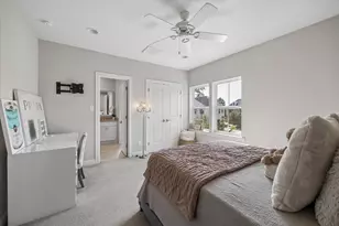 270 Green Blvd, Shenandoah, TX 77384 - Photo 27