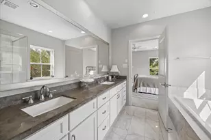 270 Green Blvd, Shenandoah, TX 77384 - Photo 21