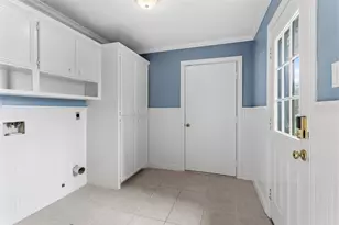 105 Strawberry Dr, Lake Jackson, TX 77566 - Photo 11