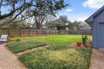 105 Strawberry Drive, Lake Jackson, TX 77566 - Photo 23