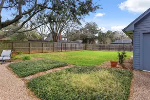 105 Strawberry Dr, Lake Jackson, TX 77566 - Photo 23