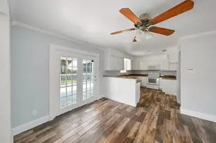 3613 83rd St, Galveston, TX 77554 - Photo 11