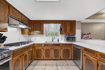 4004 Longherridge Drive, Pearland, TX 77581 - Photo 13