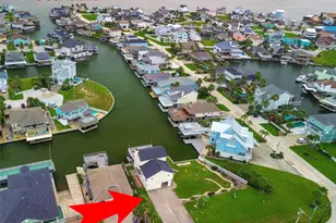 1327 Tiki Dr, Tiki Island, TX 77554 - Photo 33