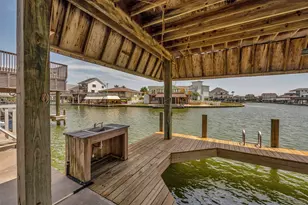 1327 Tiki Dr, Tiki Island, TX 77554 - Photo 49