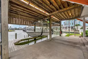 1327 Tiki Dr, Tiki Island, TX 77554 - Photo 29