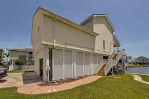 1327 Tiki Dr, Tiki Island, TX 77554 - Photo 47