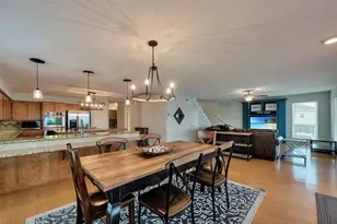 1327 Tiki Dr, Tiki Island, TX 77554 - Photo 3