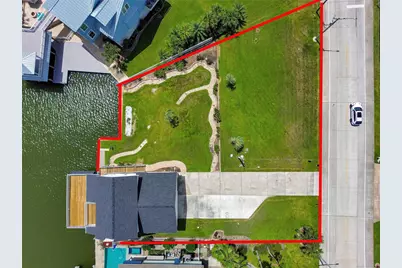 1327 Tiki Drive, Tiki Island, TX 77554 - Photo 35