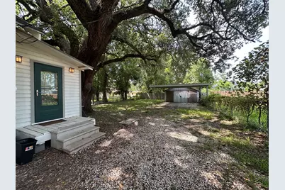 706 W Willis Street, Alvin, TX 77511 - Photo 15