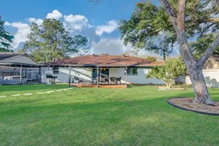 9515 Meadowglen Ln, Houston, TX 77063 - Photo 41