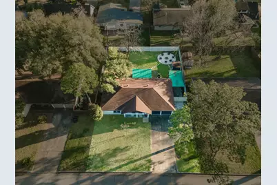 9515 Meadowglen Lane, Houston, TX 77063 - Photo 43