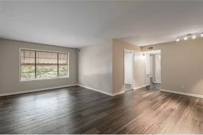 818 University Avenue #8, Huntsville, TX 77320 - Photo 3