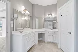 11836 Seashell Cir, Montgomery, TX 77356 - Photo 25