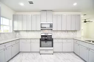 12202 Heather Flower Ln, Houston, TX 77014 - Photo 13