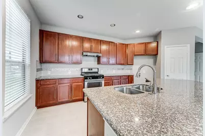 4706 Mint Trail, Houston, TX 77066 - Photo 13