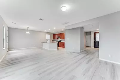 4706 Mint Trail, Houston, TX 77066 - Photo 9