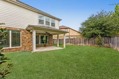 16 Centennial Ridge Place, The Woodlands, TX 77354 - Photo 3