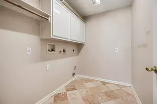 15719 El Dorado Oaks Dr, Houston, TX 77059 - Photo 19