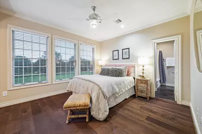 1002 Cowards Creek Court, Friendswood, TX 77546 - Photo 37