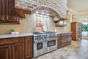 1002 Cowards Creek Ct, Friendswood, TX 77546 - Photo 21