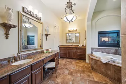 1002 Cowards Creek Court, Friendswood, TX 77546 - Photo 27