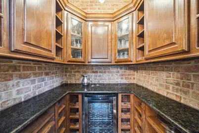 1002 Cowards Creek Court, Friendswood, TX 77546 - Photo 29