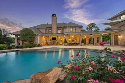 1002 Cowards Creek Court, Friendswood, TX 77546 - Photo 5