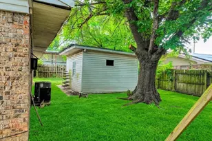 408 E Cheek St, Montague, TX 76265 - Photo 7