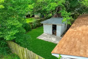 408 E Cheek St, Montague, TX 76265 - Photo 39