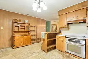 408 E Cheek St, Montague, TX 76265 - Photo 19