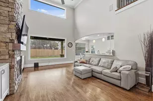 1938 Pech Rd, Houston, TX 77055 - Photo 7