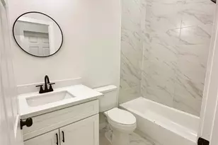 9725 Kerr A-B St, Houston, TX 77029 - Photo 11