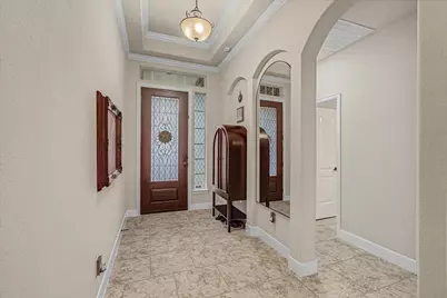102 N Victoriana Circle, Spring, TX 77389 - Photo 3