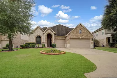 102 N Victoriana Circle, Spring, TX 77389 - Photo 1