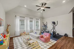 102 N Victoriana Cir, Spring, TX 77389 - Photo 27