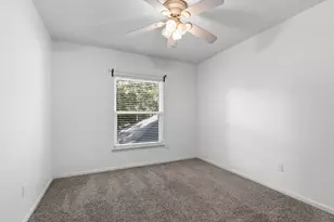 2 Summithill Pl, The Woodlands, TX 77381 - Photo 21