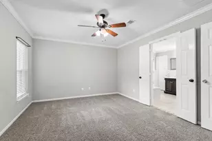 2 Summithill Pl, The Woodlands, TX 77381 - Photo 17