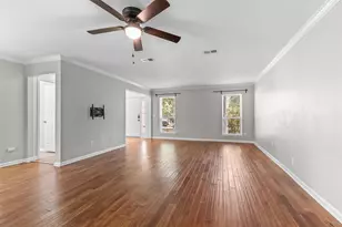 2 Summithill Pl, The Woodlands, TX 77381 - Photo 5