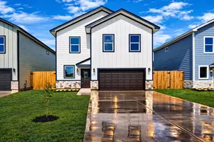 410 N 4th St, Beasley, TX 77417 - Photo 3